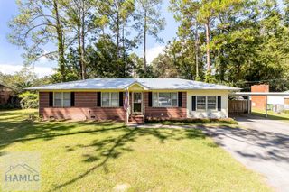 143 Groveland Street, Jesup, GA 31545