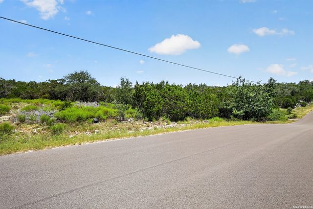 1266 BELLEWOOD LN, Canyon Lake, TX 78133
