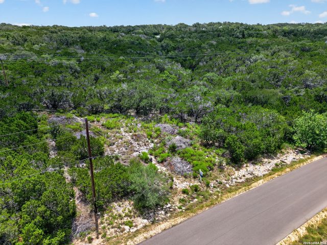 1266 BELLEWOOD LN, Canyon Lake, TX 78133