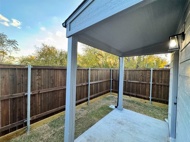 2113 Henry Street, Greenville, TX 75401