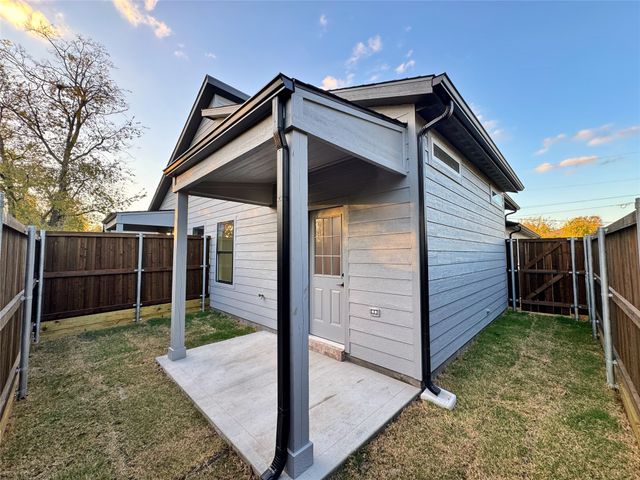 2113 Henry Street, Greenville, TX 75401