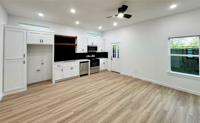 2113 Henry Street, Greenville, TX 75401