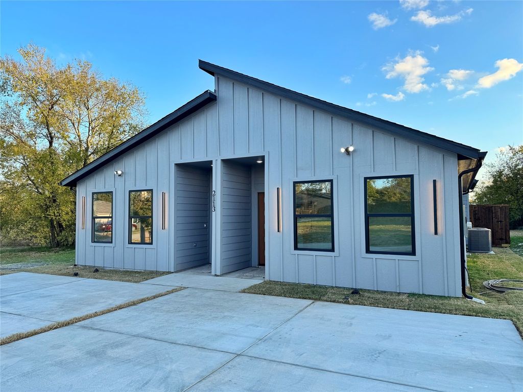 2113 Henry Street, Greenville, TX 75401