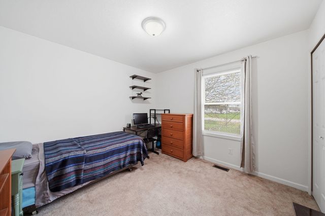 2624 Prairie Drive, Adrian, MI 49221