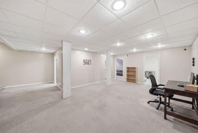 2624 Prairie Drive, Adrian, MI 49221