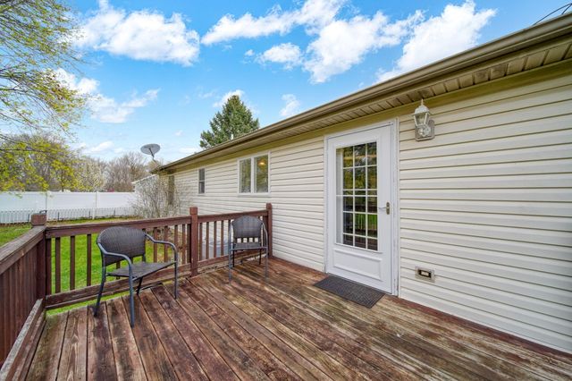 2624 Prairie Drive, Adrian, MI 49221