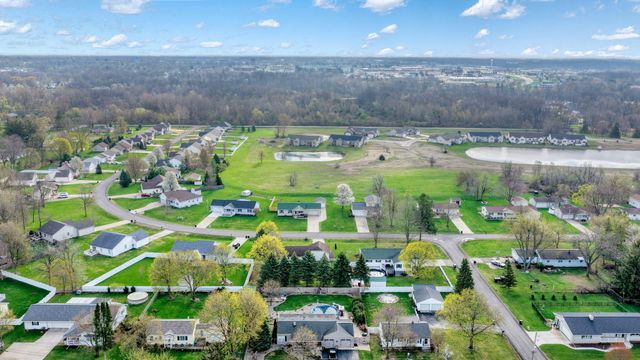 2624 Prairie Drive, Adrian, MI 49221