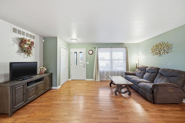 2624 Prairie Drive, Adrian, MI 49221