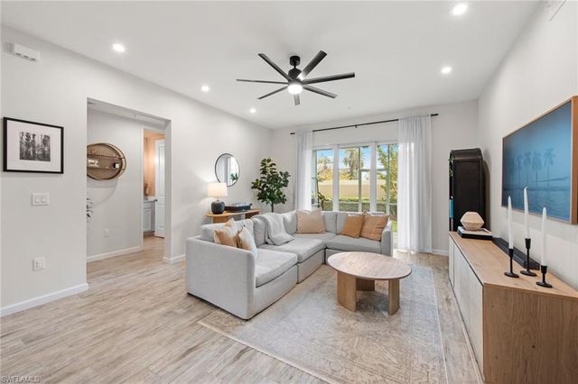 4688 Arboretum CIR # 101, Naples, FL 34112