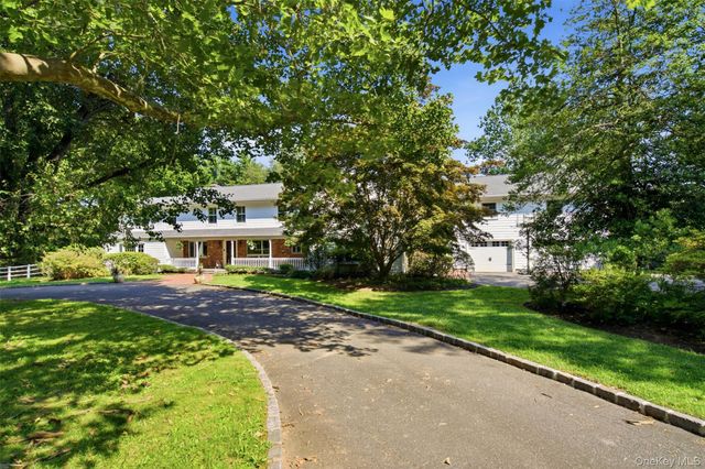 27 School Lane, Lloyd Harbor, NY 11743