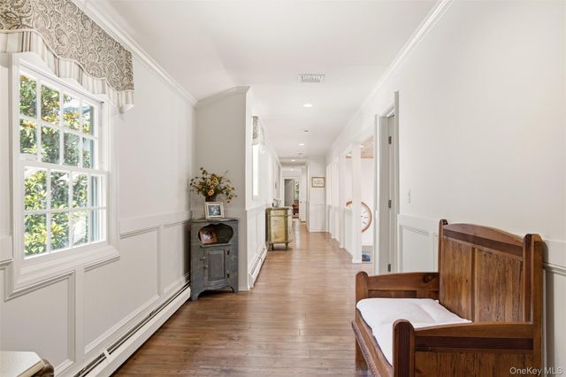 27 School Lane, Lloyd Harbor, NY 11743