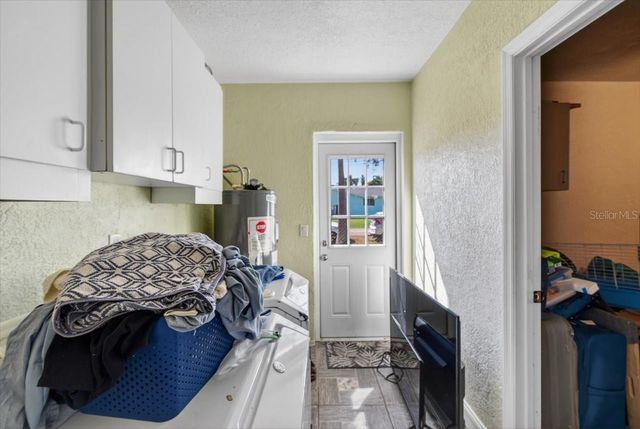 4033 COUNTRY CLUB BOULEVARD, Cape Coral, FL 33904