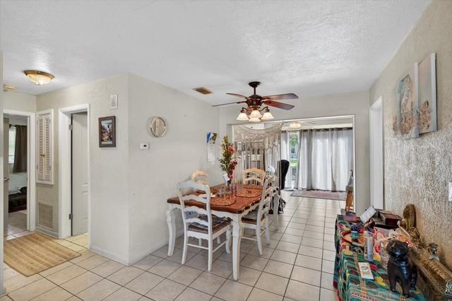 4033 COUNTRY CLUB BOULEVARD, Cape Coral, FL 33904