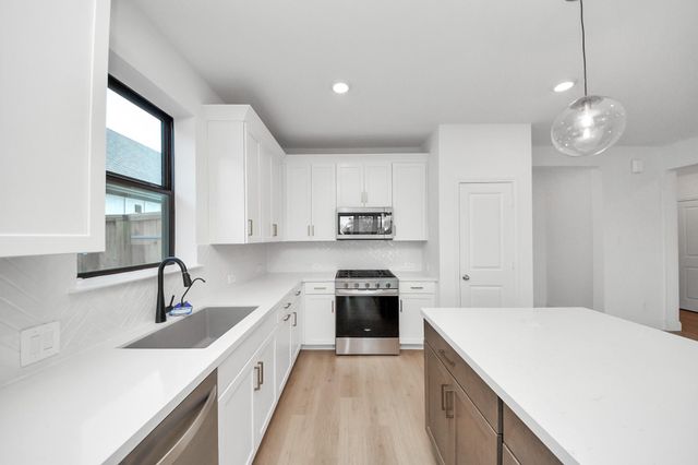 7727 Cattail Shallows Lane, Katy, TX 77493