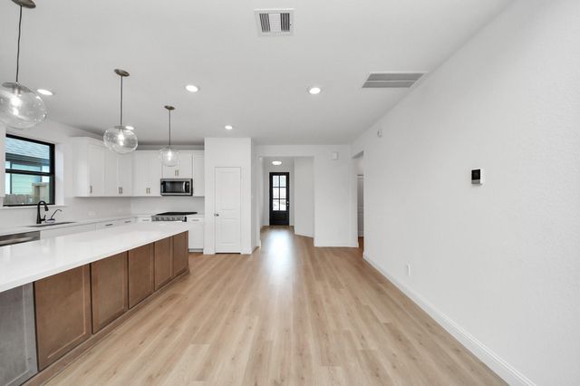 7727 Cattail Shallows Lane, Katy, TX 77493