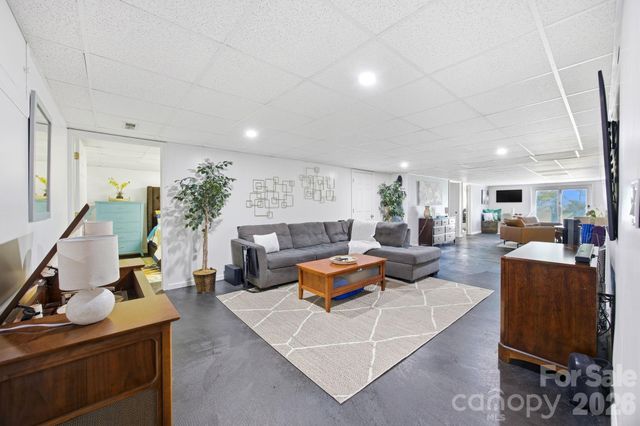 406 Vincent Court, Salisbury, NC 28146