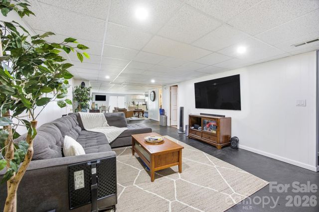 406 Vincent Court, Salisbury, NC 28146