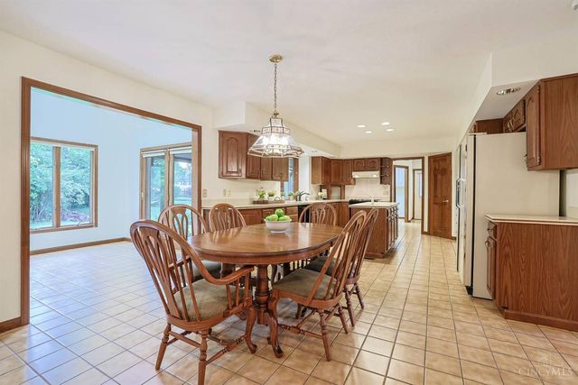 9202 Souffle Circle, Symmes Twp, OH 45140