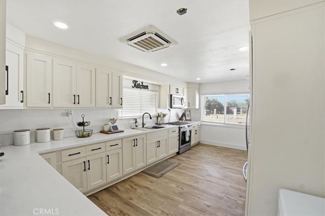 1163 Smith, Adelanto, CA 92301
