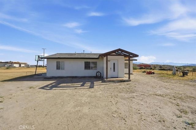 1163 Smith, Adelanto, CA 92301