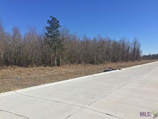 Commercial Ave, Baton Rouge, LA 70816