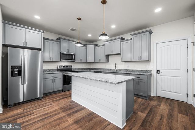 900 GILBERT RD #3601B, Aberdeen, MD 21001