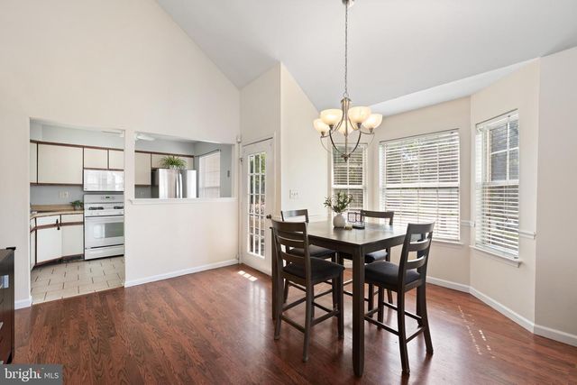 128 MILL RUN E, Hightstown, NJ 08520