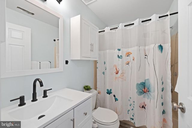 128 MILL RUN E, Hightstown, NJ 08520