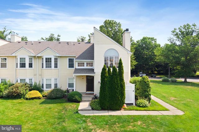 128 MILL RUN E, Hightstown, NJ 08520