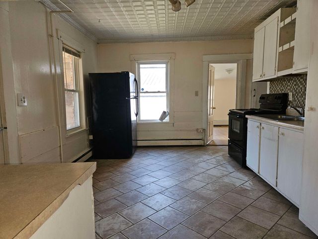 654 Us Route 5, Hartland, VT 05052