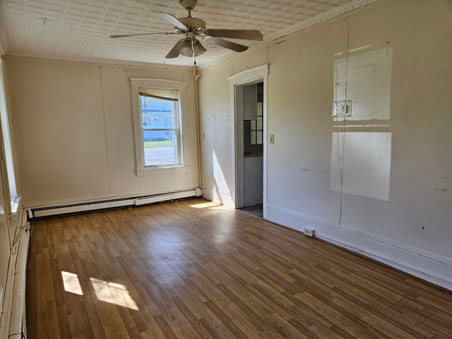 654 Us Route 5, Hartland, VT 05052