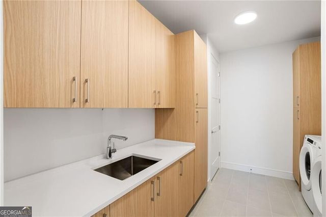 2425 Peachtree Road NE 1409, Atlanta, GA 30305