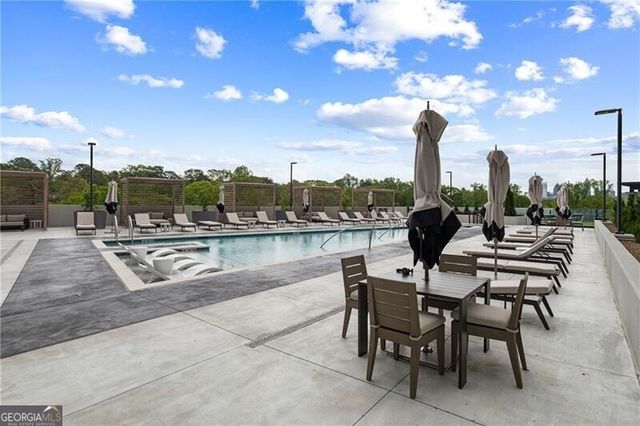 2425 Peachtree Road NE 1409, Atlanta, GA 30305