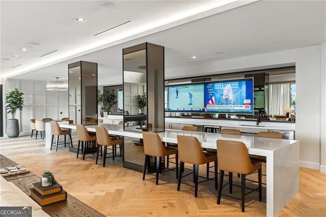 2425 Peachtree Road NE 1409, Atlanta, GA 30305