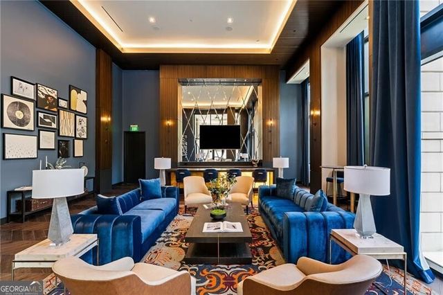 2425 Peachtree Road NE 1409, Atlanta, GA 30305