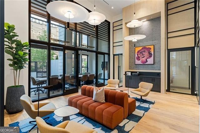 2425 Peachtree Road NE 1409, Atlanta, GA 30305