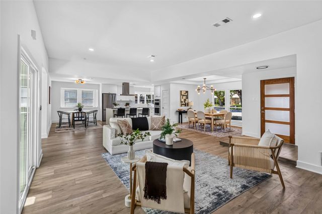 6226 La Cosa Drive, Dallas, TX 75248