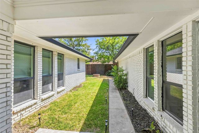 6226 La Cosa Drive, Dallas, TX 75248