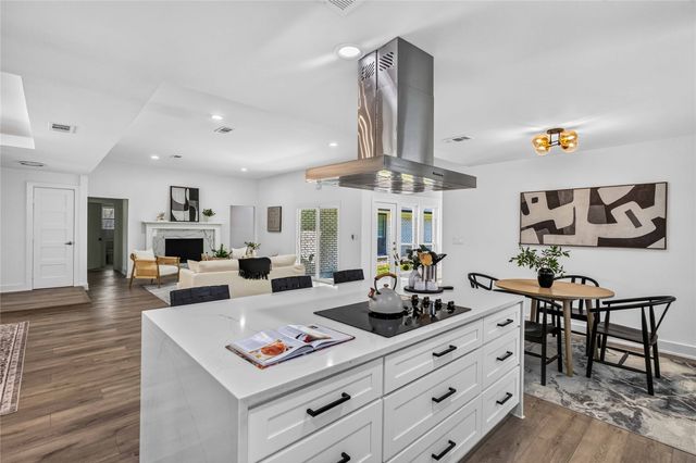 6226 La Cosa Drive, Dallas, TX 75248