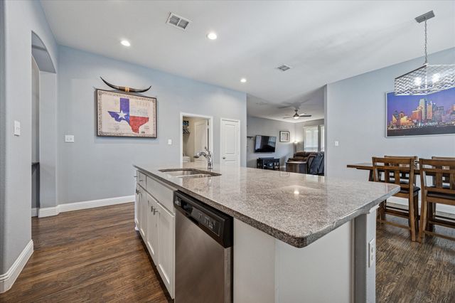 511 Ranchwood Drive, Justin, TX 76247