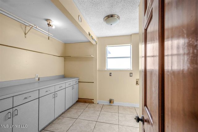 3045 Normandy Drive, Horn Lake, MS 38637