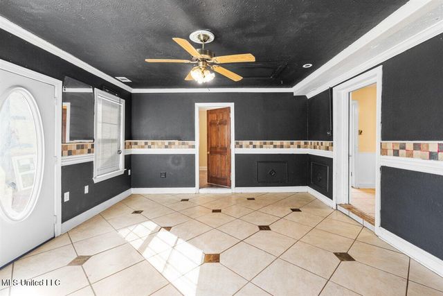 3045 Normandy Drive, Horn Lake, MS 38637