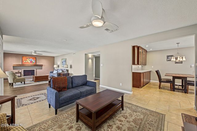 4319 E SACATON Street, Phoenix, AZ 85044
