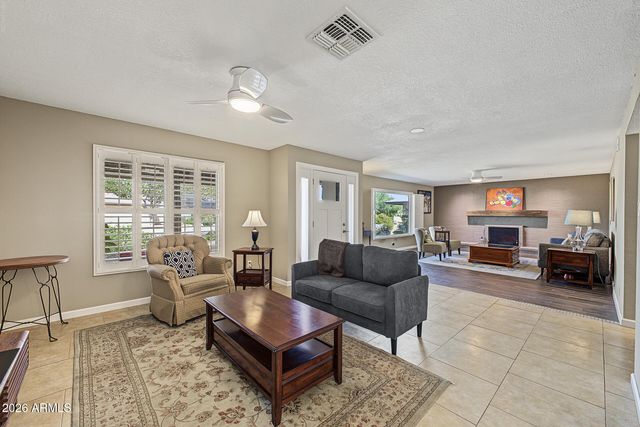 4319 E SACATON Street, Phoenix, AZ 85044