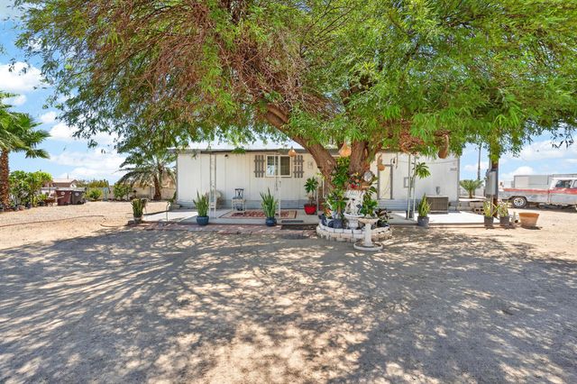 1251 Huntington Avenue, Thermal, CA 92274