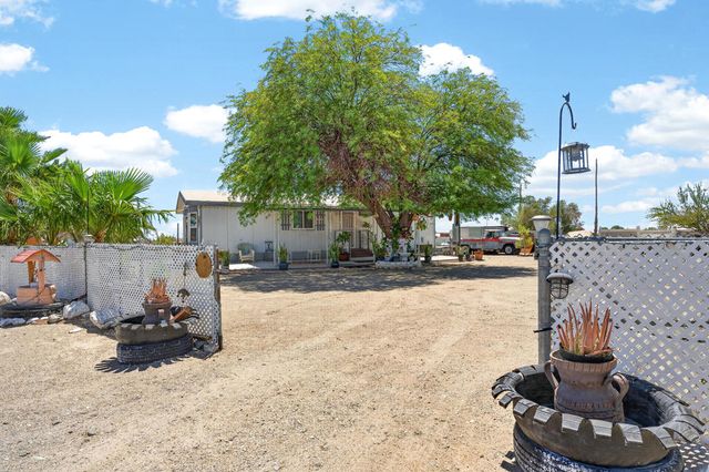 1251 Huntington Avenue, Thermal, CA 92274