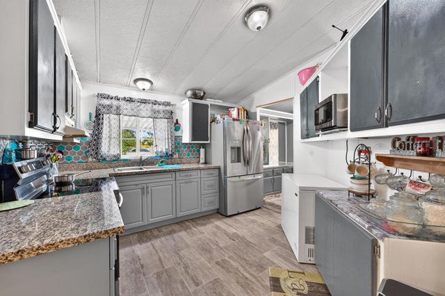 1251 Huntington Avenue, Thermal, CA 92274