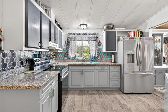 1251 Huntington Avenue, Thermal, CA 92274