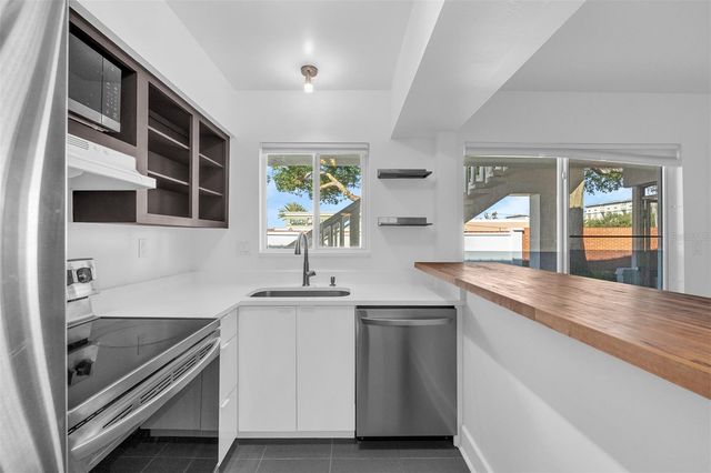 1140 S ORLANDO AVENUE E2, Maitland, FL 32751