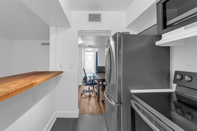 1140 S ORLANDO AVENUE E2, Maitland, FL 32751